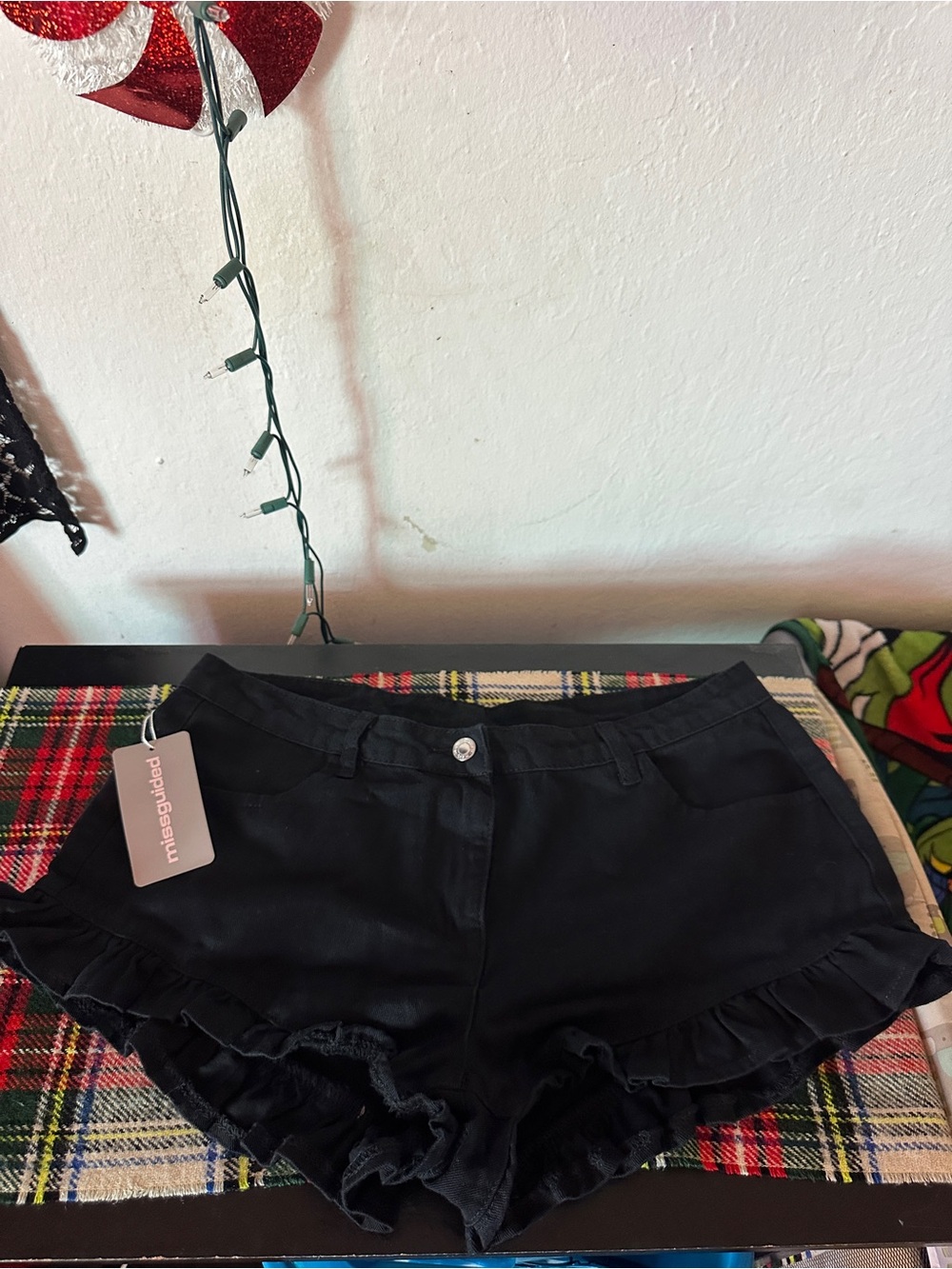 Missguided Black Ruffle Hem Jean Shorts